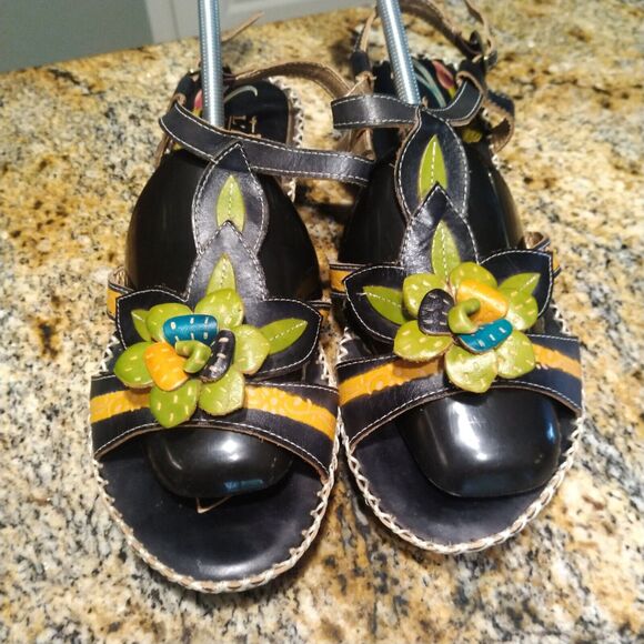 L’Artiste Spring Step Poolside Flower Leather Wedge Sandals Women's Sz 40 US 9 - Picture 9 of 12